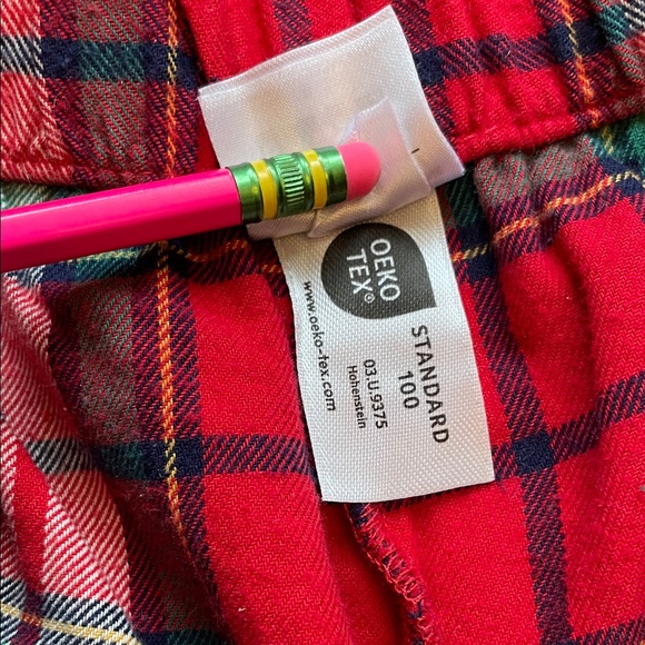 Hanna Andersson Women's Holiday Flannel Pajama Shorts - Picture 5 of 7